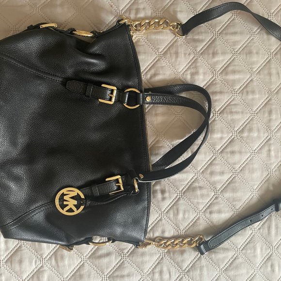 Michael Kors leather shoulder bag - Picture 1 of 4